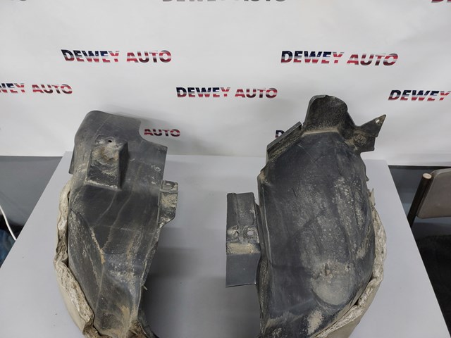 Подкрылок задний правый 55112700AA CHRYSLER