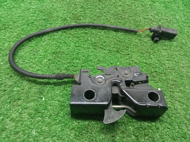 5G1823509B Замок капота купить Каменское