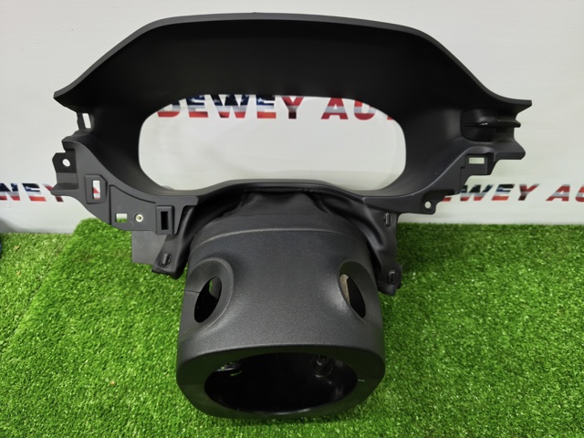 Накладка рулевой колонки 5UT26DX9AB CHRYSLER