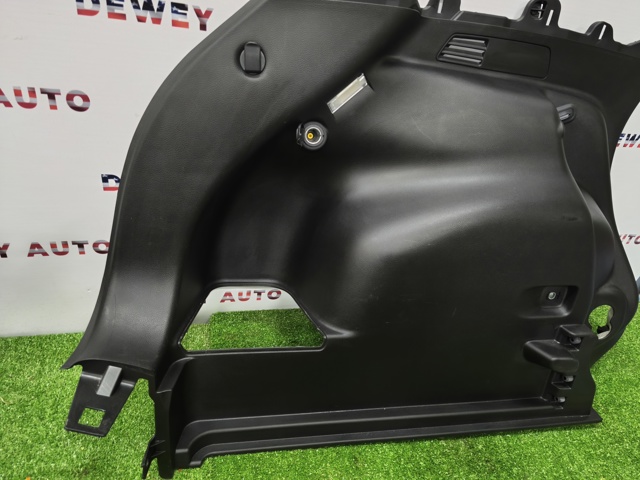 5ZW33DX9AD CHRYSLER Облицовка багажного отсека левая купить в Кривой Рог