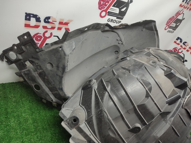 Подкрылок крыла переднего правый 638406RR0A NISSAN
