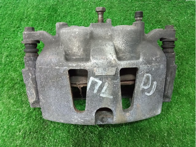 Суппорт тормозной, передний, левый 68144161AA CHRYSLER