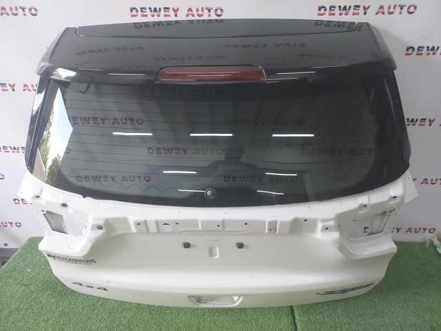 Дверь 5 68242348AA CHRYSLER