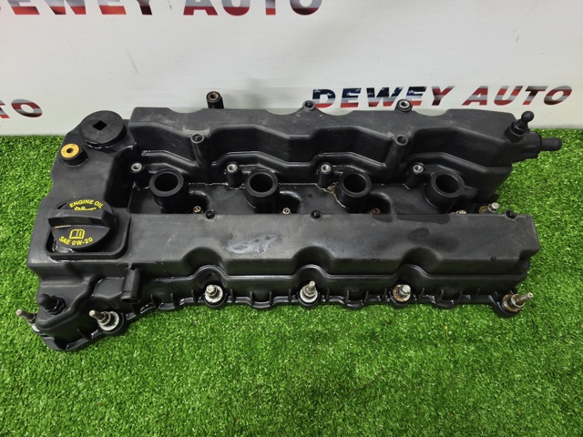 Крышка клапанов 68306572AB CHRYSLER