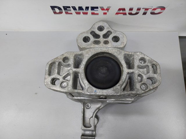 CHRYSLER 68418876AB Подушка (опора) двигателя левая в наличии Украина