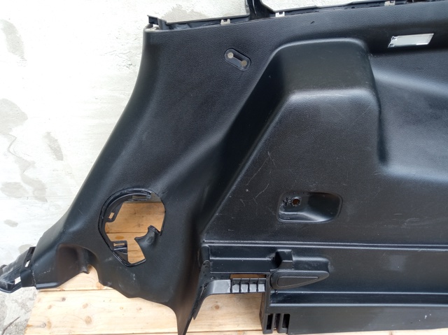 6AV38DX9AH CHRYSLER Облицовка багажного отсека правая купить в Житомир