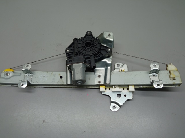 Мотор стеклоподъемника двери задней, левой 807316RR0A NISSAN