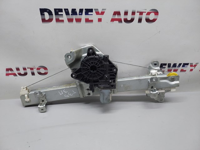 Механизм стеклоподъемника двери задней, правой 827206RA0A NISSAN