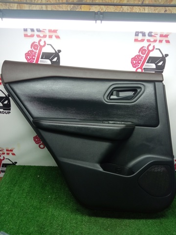 Дверная карта задняя левая 829A16RA1A NISSAN