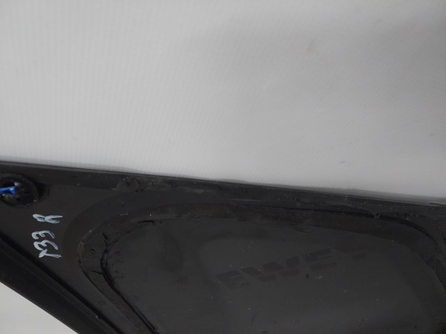833006RR0A NISSAN Стекло кузова (багажного отсека) правое купить в Ирпень