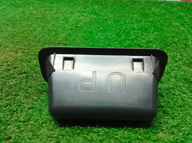 909400V000 NISSAN купить в Ужгород