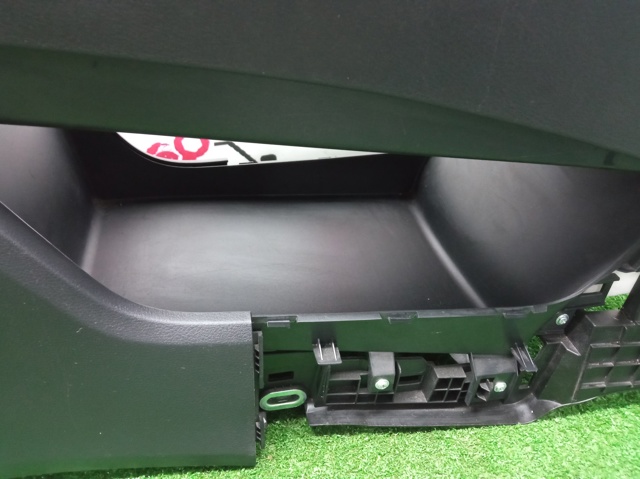 NISSAN 969106RR0A Консоль панели управления центральная в наличии Харьков
