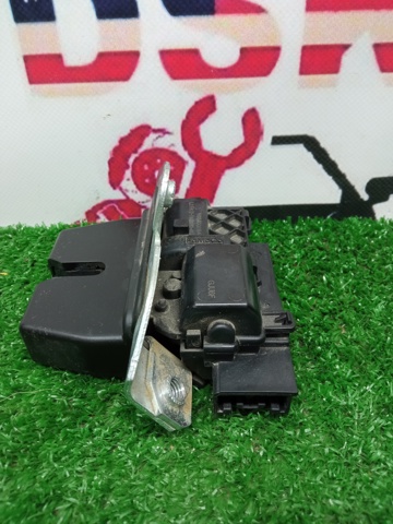 FORD FA1Z7443150C Замок багажника в наличии Житомир