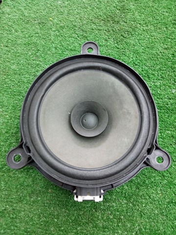 Динамик задний KE7066960 MAZDA