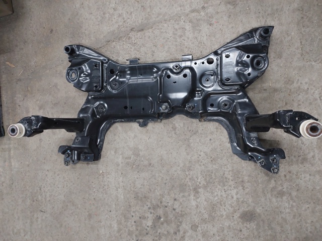Поперечина передней подвески LX6Z5019B FORD