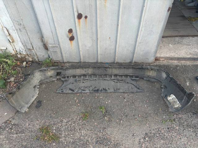 Задний бампер A2538850925 MERCEDES