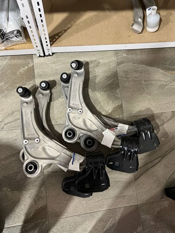 Рычаг передней подвески нижний, правый F2GZ3078H FORD