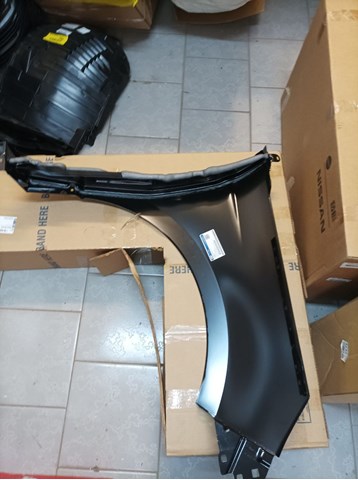Крыло переднее левое GT4Z16006A FORD