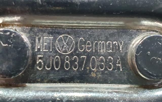 VAG 5J0837033A в наличии Житомир