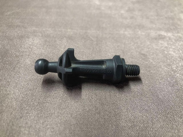 0009930860 MERCEDES купить в Николаев
