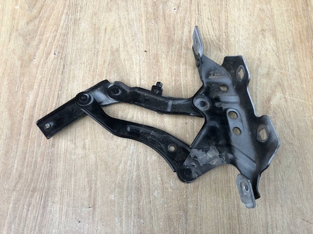 MERCEDES 1698800128 Петля капота левая в наличии Ирпень