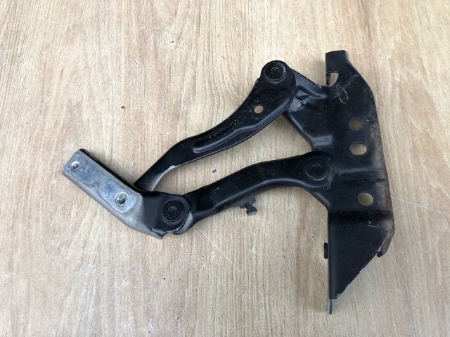 MERCEDES 1698800128 Петля капота левая в наличии Одесса