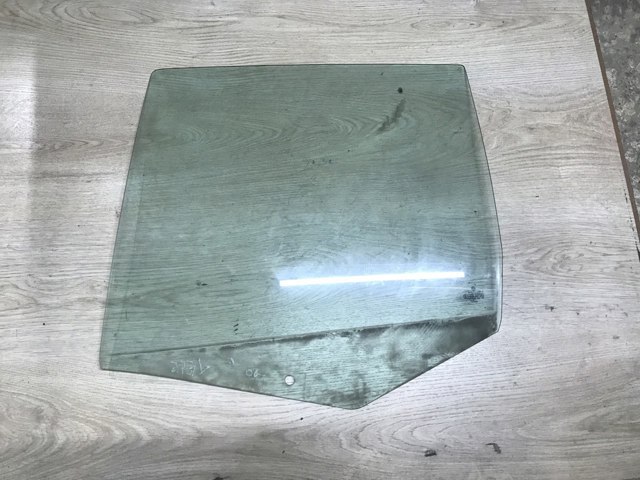 1J9845025G VAG Стекло двери задней левой купить в Черкассы