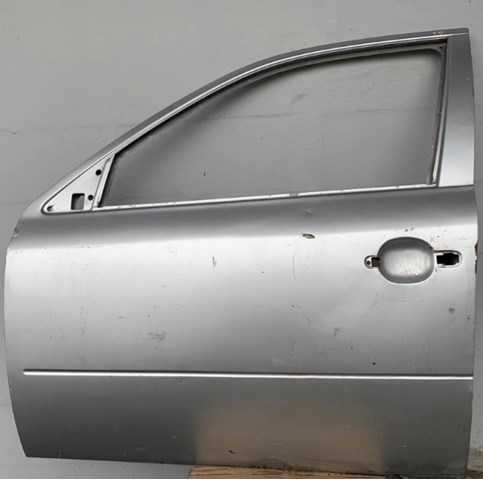 Двери 1U4831051 VAG