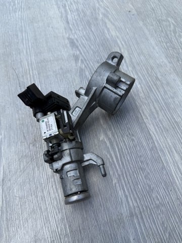 Контактная группа замка зажигания 20939745 GM