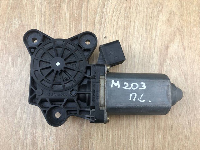 2208204642 MERCEDES Мотор стеклоподъемника двери передней правой купить в Днепр