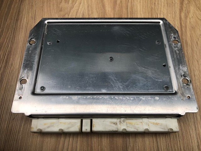 MERCEDES 2215404062 Блок управления пневмоподвеской в наличии Николаев