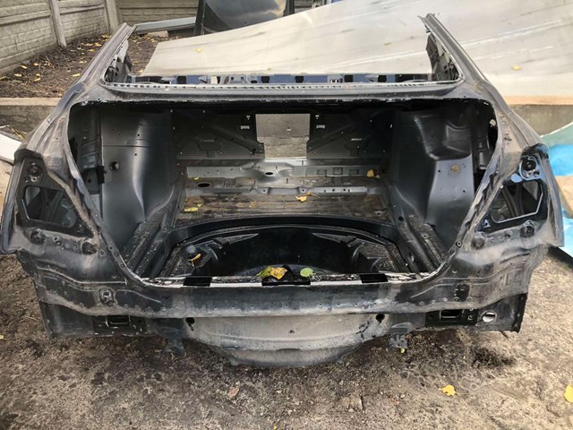 MERCEDES 2216300321 Крыло заднее левое в наличии Одесса