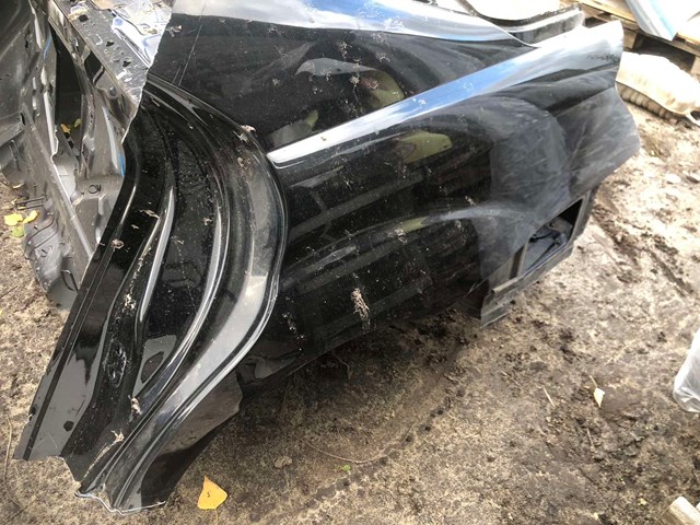 MERCEDES 2216300321 Крыло заднее левое в наличии Сумы
