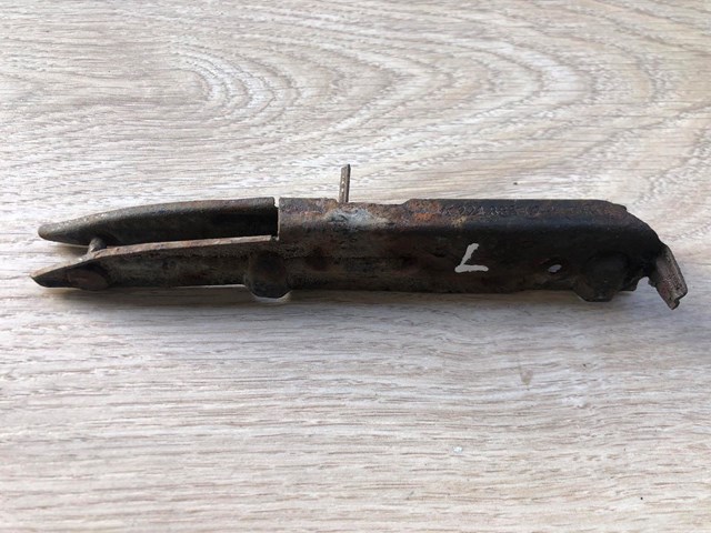 A2218850714 MERCEDES Кронштейн бампера переднего левый купить в Каменское