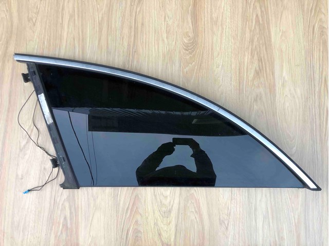 A2516700750 MERCEDES Стекло кузова (багажного отсека) левое купить в Ровно