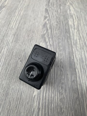 2557095F0A NISSAN купить в Ужгород