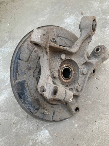 SUBARU 28411FG051 Цапфа (поворотный кулак) задний левый в наличии Тернополь