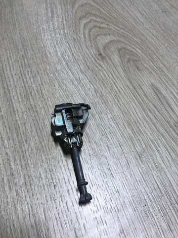 6905260240 TOYOTA Личинка замка двери передней левой купить в Черновцы
