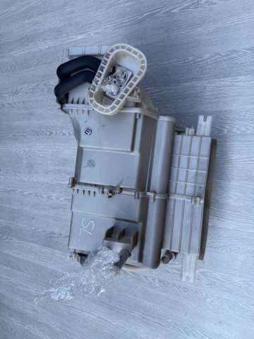 SUBARU 72110AG030 в наличии Черновцы