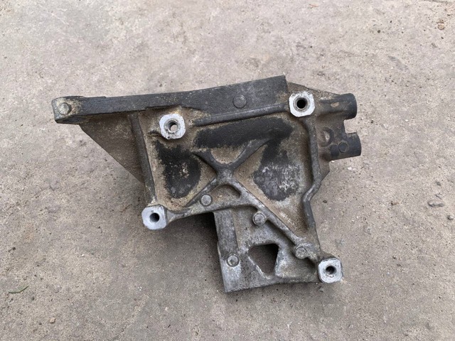 SUBARU 73611FG000 в наличии Харьков