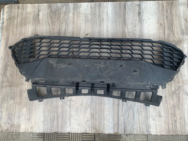 865612R500 Решетка бампера переднего купить Каменское