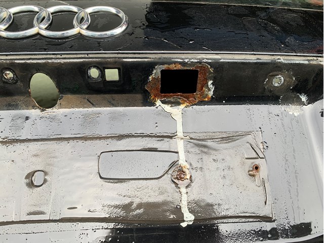 VAG 8D9827023R Ляда в наличии Николаев