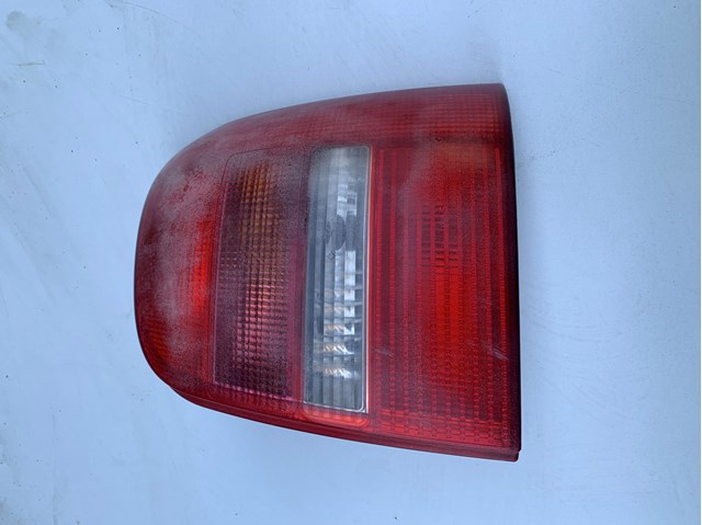 VAG 8D9945096C Фонарь задний правый в наличии Сумы