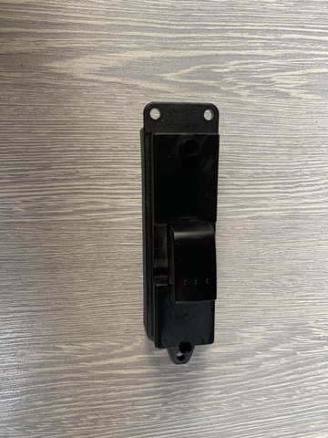 MAZDA BP4L66380 Кнопочный блок управления стеклоподъемником задний левый в наличии Ирпень