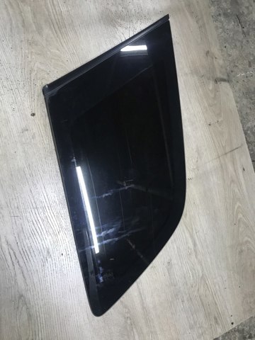G21B63950D MAZDA Стекло кузова (багажного отсека) левое купить в Львов