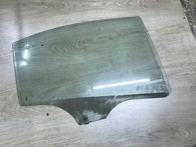MAZDA GJ6J72511C Стекло двери задней правой в наличии Одесса