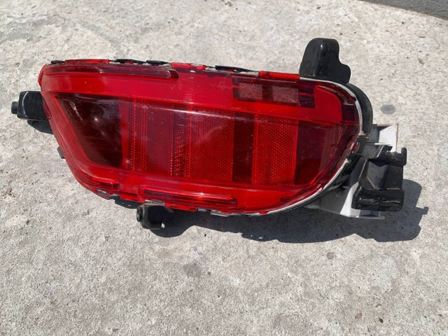 MAZDA KB8A515L0 Правый катафот заднего бампера в наличии Винница