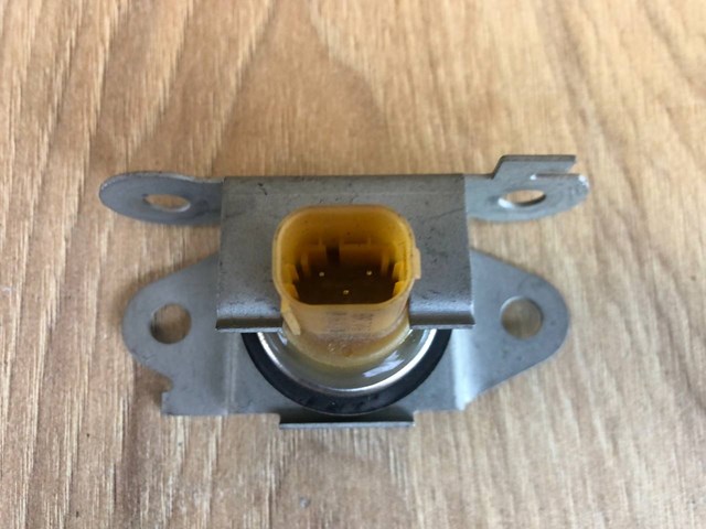 LR012896 LAND ROVER Датчик продольного ускорения купить в Украина