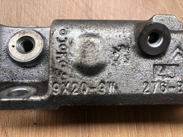 LAND ROVER LR013195 в наличии Чернигов