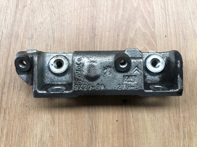 LR013195 LAND ROVER купить в Чернигов